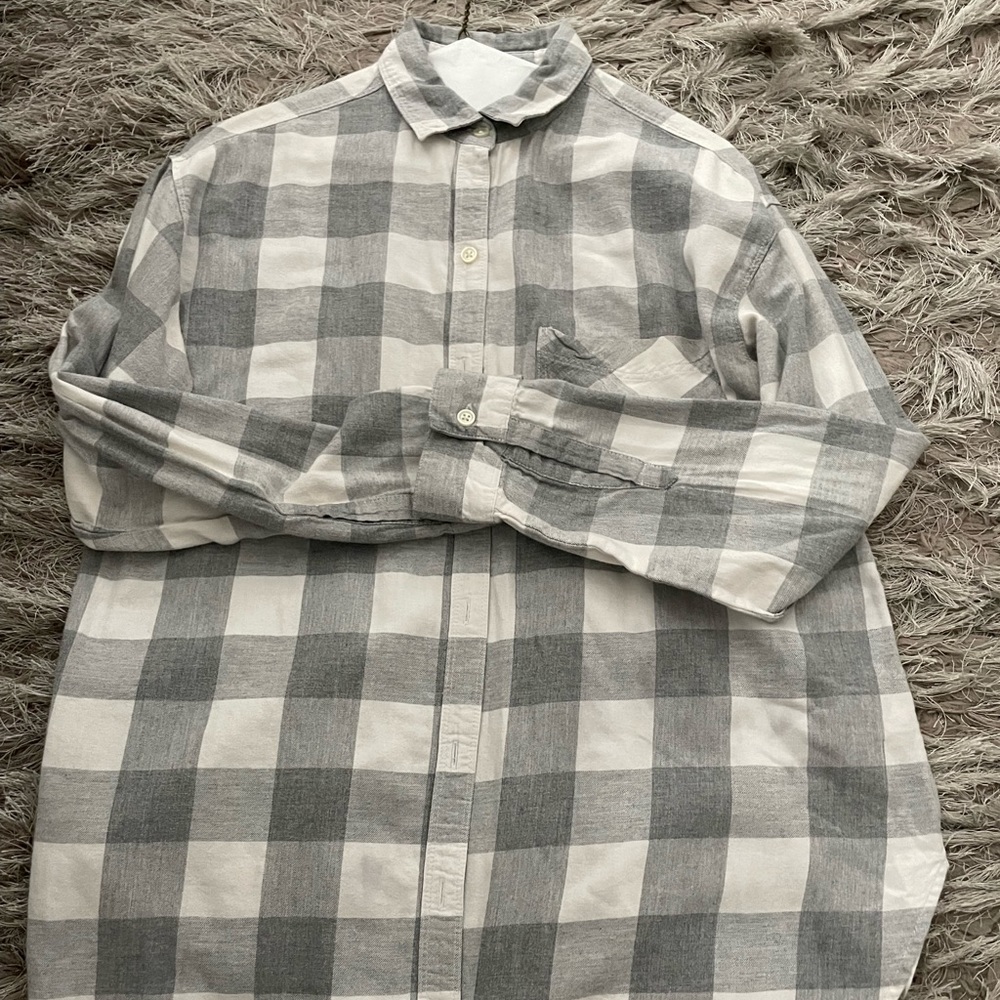 Old Navy long sleeve